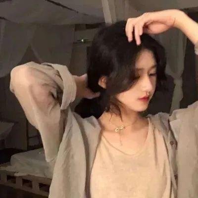 四月女友
